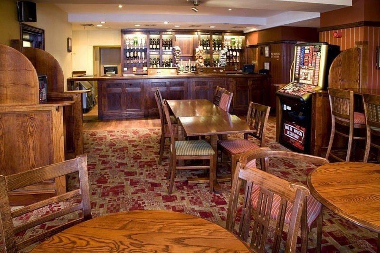Premier Inn London Ілфорд Екстер'єр фото