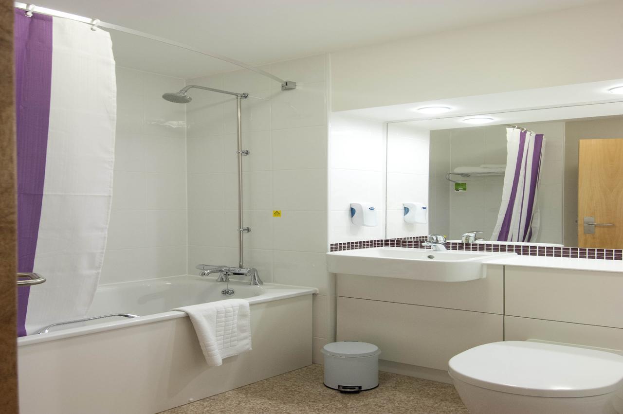 Premier Inn London Ілфорд Номер фото